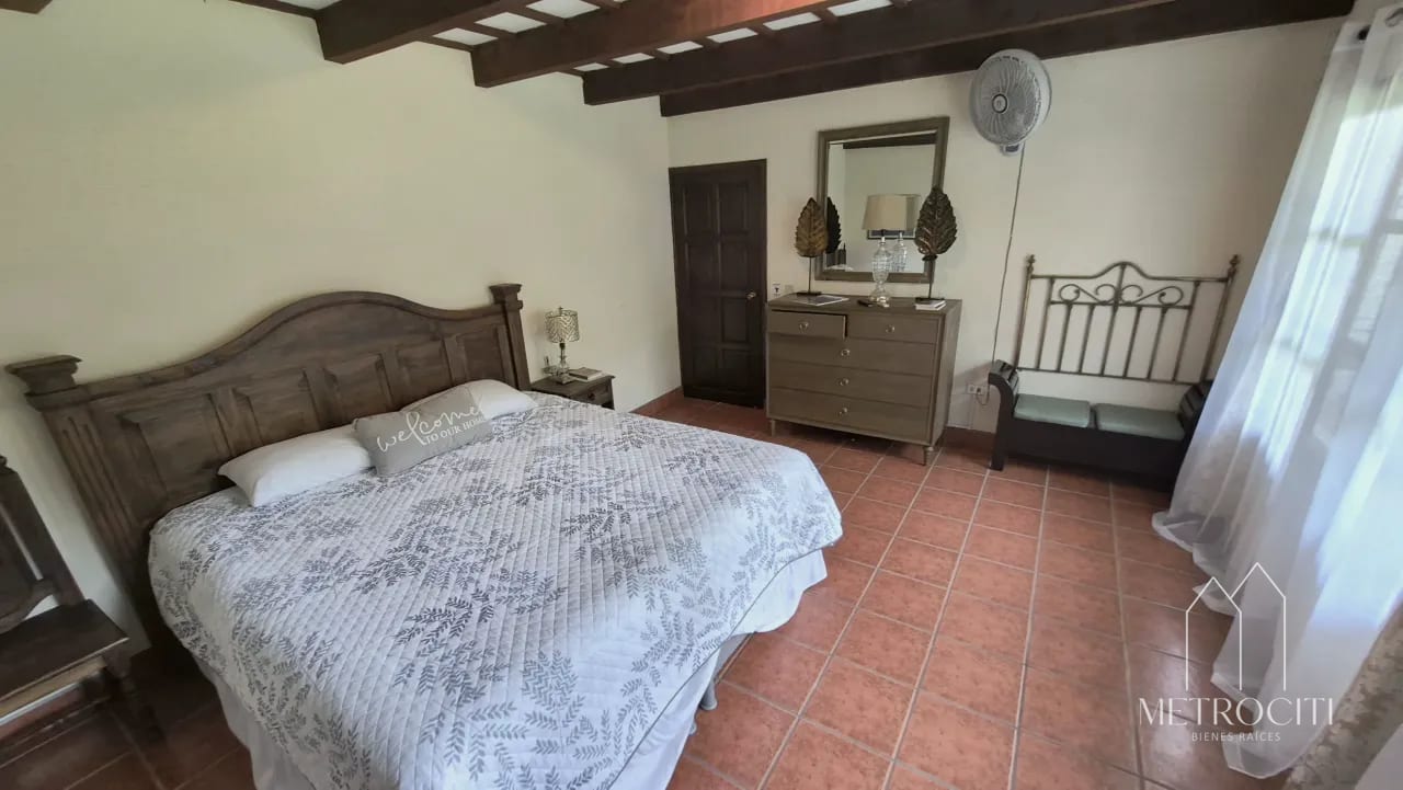 Se renta amplia casa estilo colonial en Antigua Guatemala — Casa en Alquiler en Dentro del Casco, Antigua, Sacatepéquez — foto 6 de 17