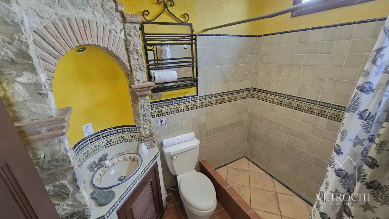 Se renta amplia casa estilo colonial en Antigua Guatemala — Casa en Alquiler en Dentro del Casco, Antigua, Sacatepéquez — foto 9 de 17