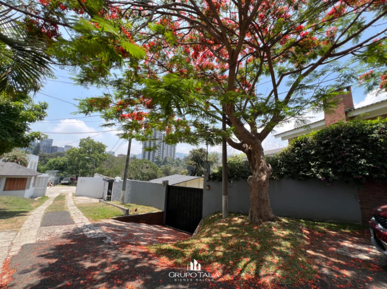 Propiedad en venta zona 10 — Casa en Venta en Zona 10, Guatemala, Ciudad — foto 1 de 8