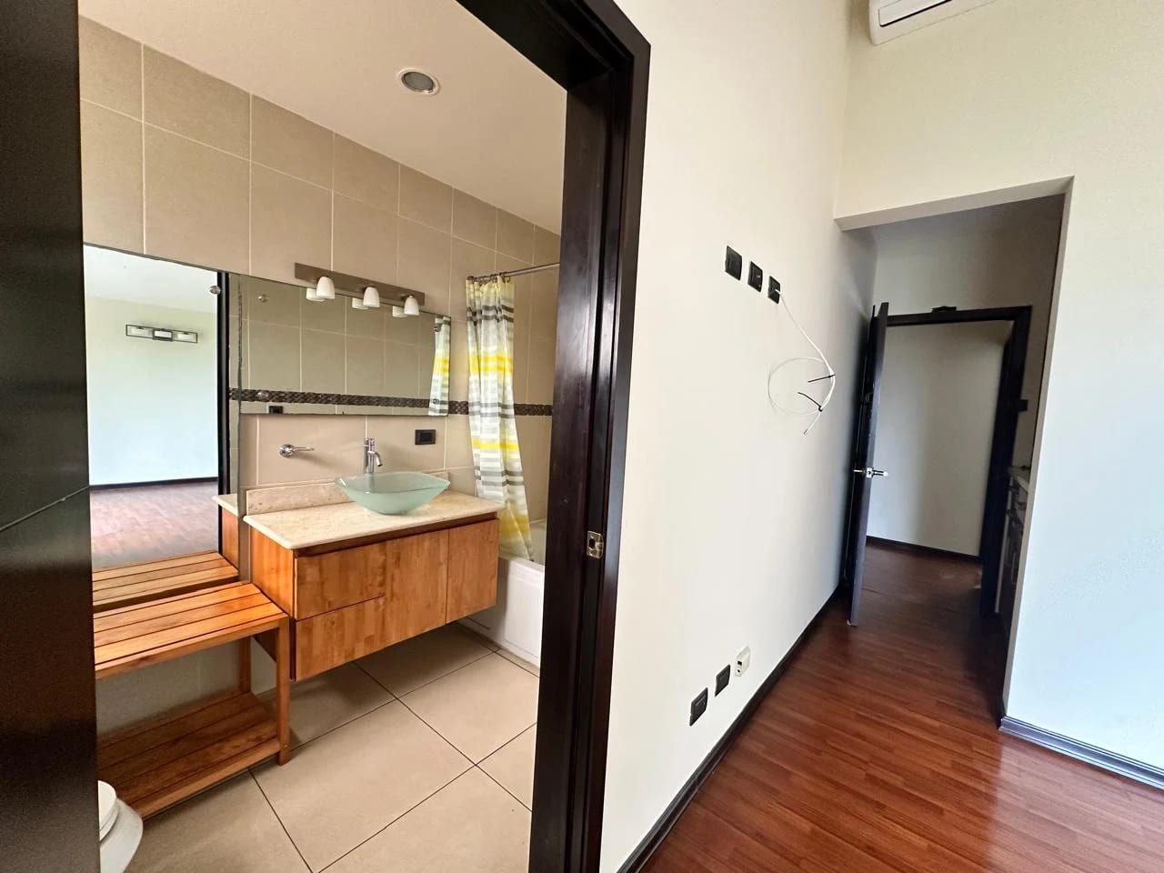 Vendo Casa en Colonia Elgin 2 Zona 13 — Casa en Venta en Zona 13, Guatemala, Ciudad — foto 6 de 14