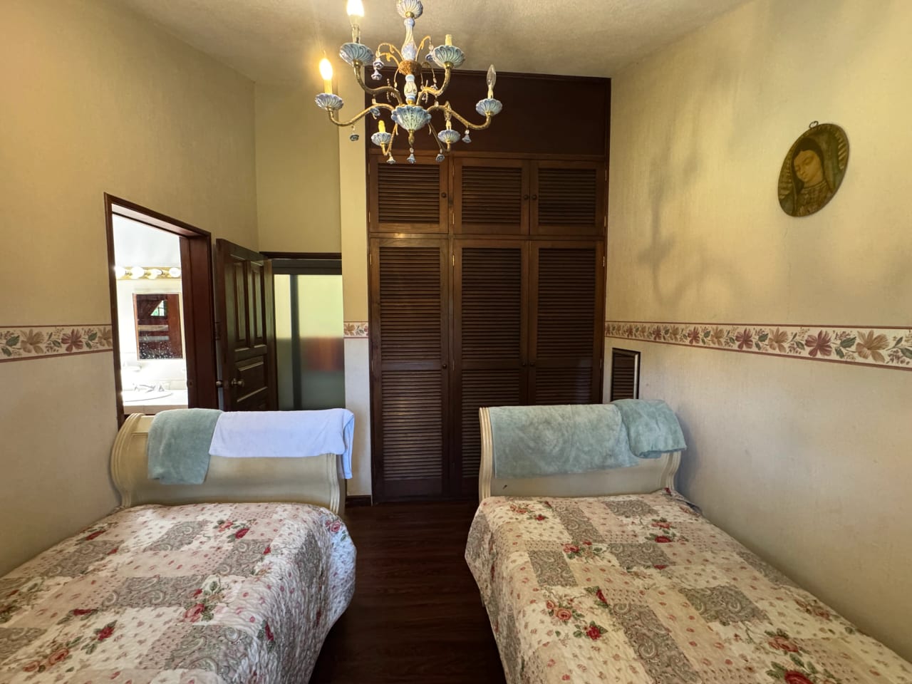 Rento Casa con Excelente Ubicación en San Lucas Sacatepequez — Casa en Alquiler en San Lucas Sacatepéquez, Sacatepéquez — foto 14 de 17