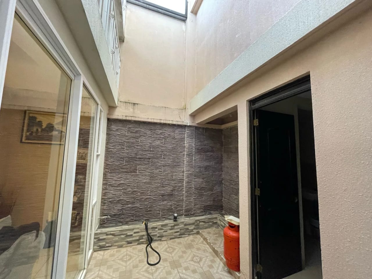 Vendo Casa en Residenciales los Olivos Zona 18 — Casa en Venta en los olivos, Zona 18, Guatemala, Ciudad — foto 6 de 17
