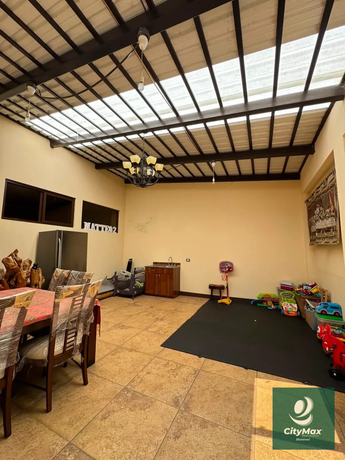 Casa en Renta o Venta en Santa Catarina Pinula — Casa en Alquiler en Santa Catarina Pinula, Guatemala, Ciudad — foto 2 de 17
