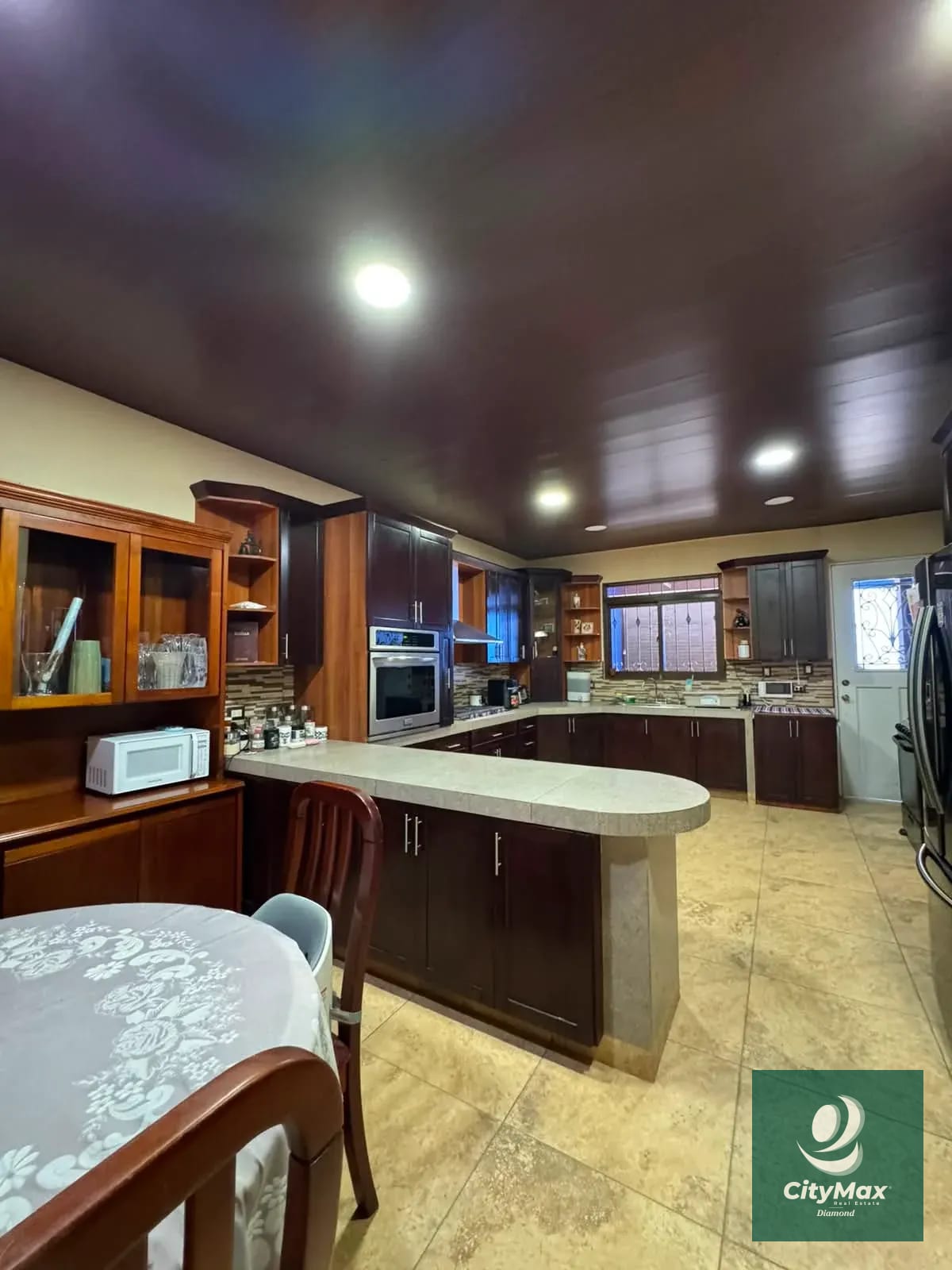 Casa en Venta y Renta en Santa Catarina Pinula — Casa en Alquiler en Santa Catarina Pinula, Guatemala, Ciudad — foto 7 de 17