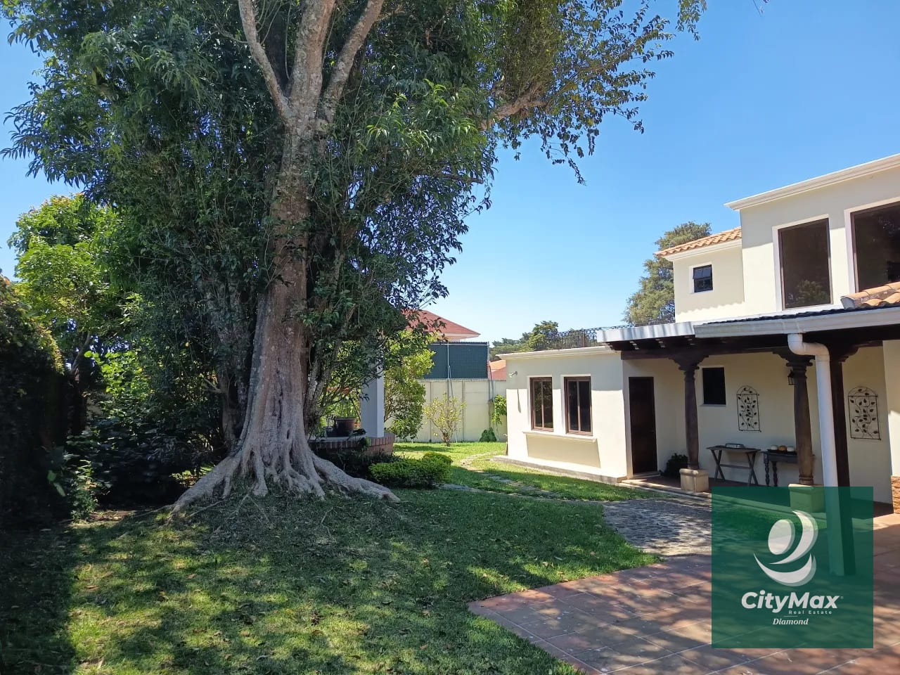 Casa Grande en Venta en Km 25.5 Carretera a El Salvador — Casa en Venta en San José Pinula, Guatemala, Ciudad — foto 10 de 17