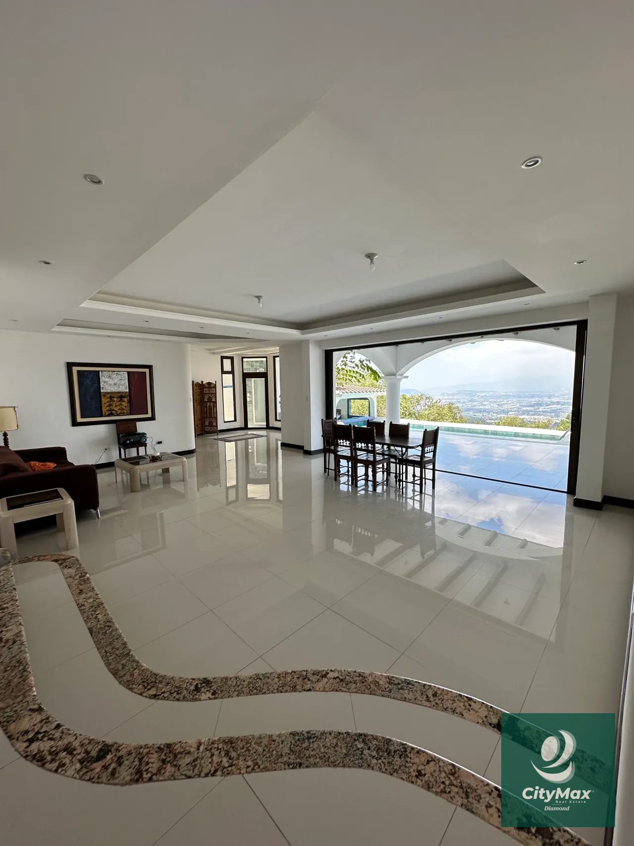 Casa de Lujo y Vistas Top en Venta en Montebello CAES — Casa en Venta en Santa Catarina Pinula, Guatemala, Ciudad — foto 10 de 16