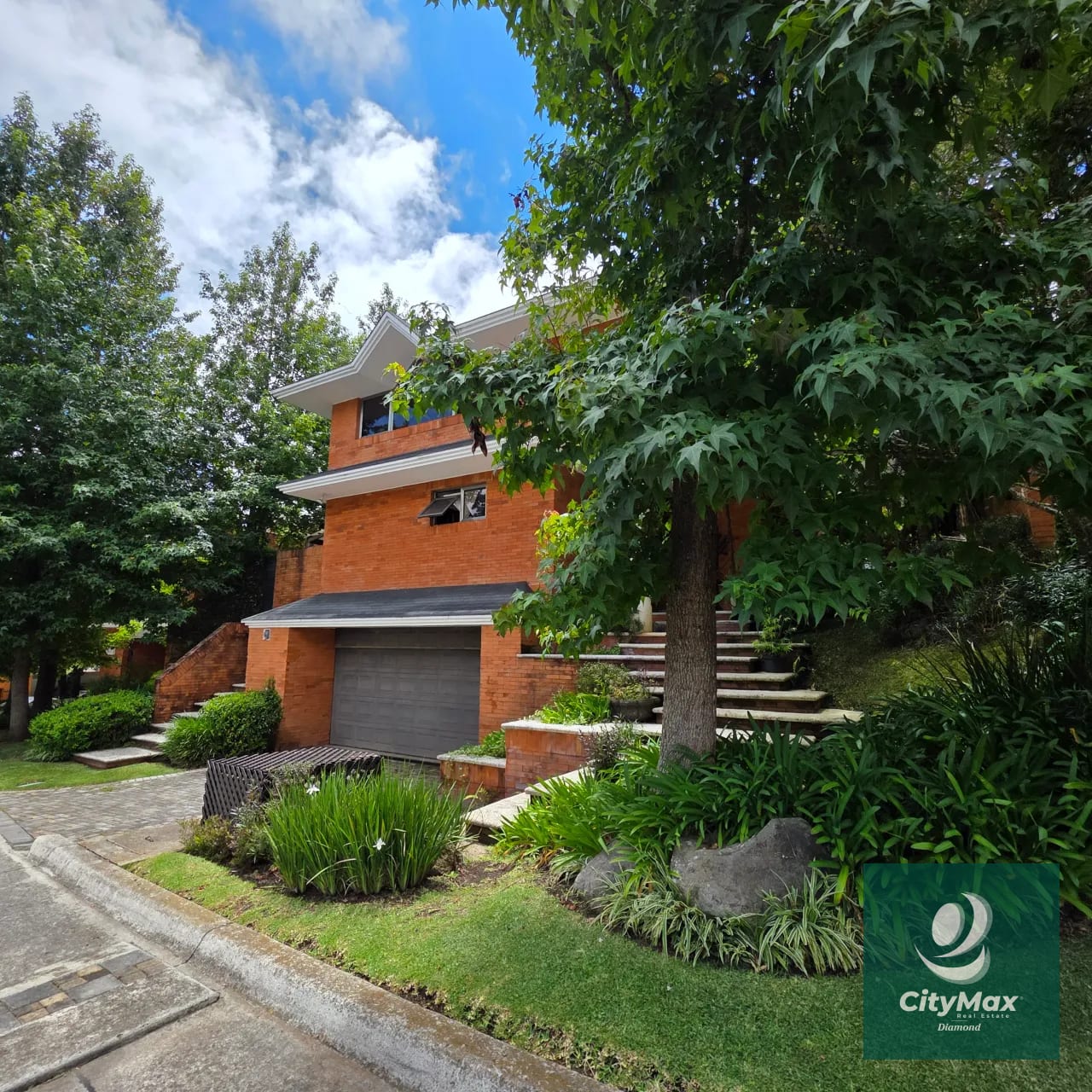 Casa en Venta dentro de Condominio San Antonio Km 16 CAES — Casa en Venta en Lomas de San Antonio, Carretera a El Salvador, Guatemala, Ciudad — foto 2 de 15