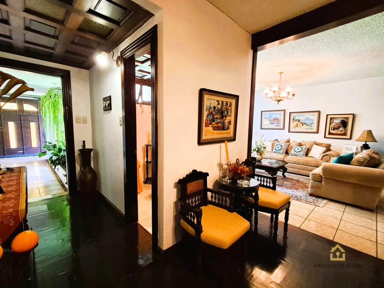 Vendo casa en zona 16 Colonia Lourdes 5 Habitaciones $545,000 — Casa en Venta en Lourdes, Zona 16, Guatemala, Ciudad — foto 5 de 17