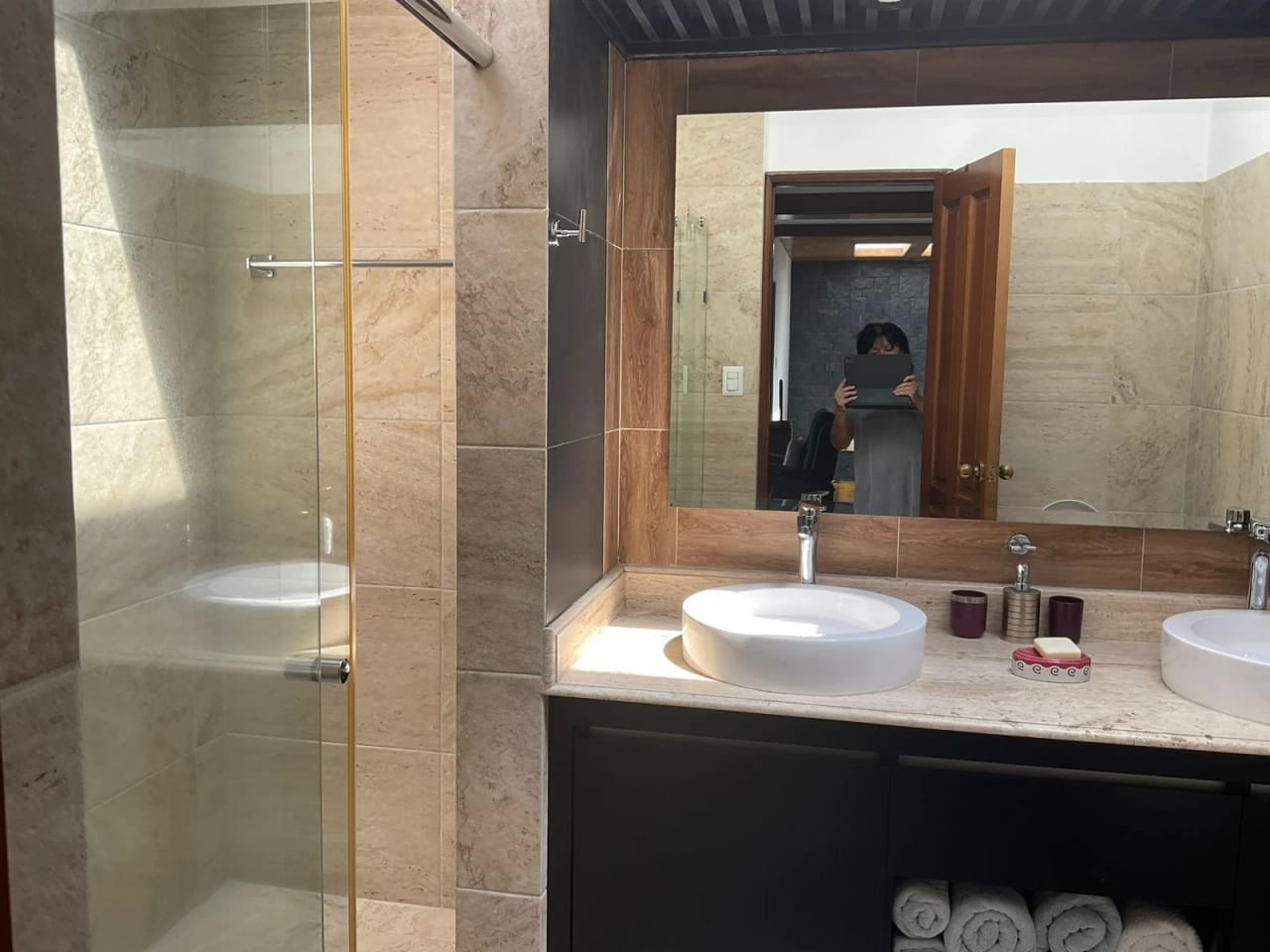 Lindisisma Casa con Piscina en Venta en Vista Hermosa I — Casa en Venta en Vista Hermosa I, Zona 15, Guatemala, Ciudad — foto 4 de 16