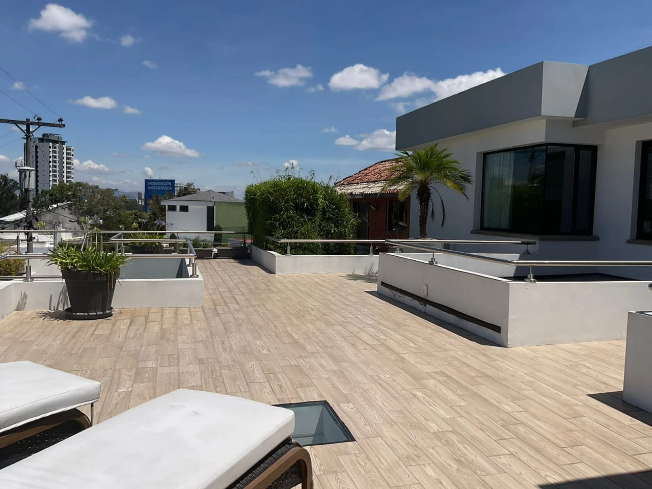 Lindisisma Casa con Piscina en Venta en Vista Hermosa I — Casa en Venta en Vista Hermosa I, Zona 15, Guatemala, Ciudad — foto 9 de 16
