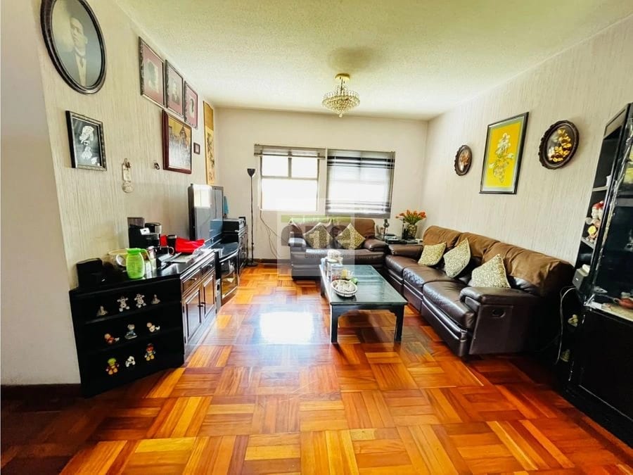 Excelente ubicación comercial, casa en venta en zona 13 Avenida Las Américas — Casa en Venta en Zona 13, Guatemala, Ciudad — foto 5 de 11