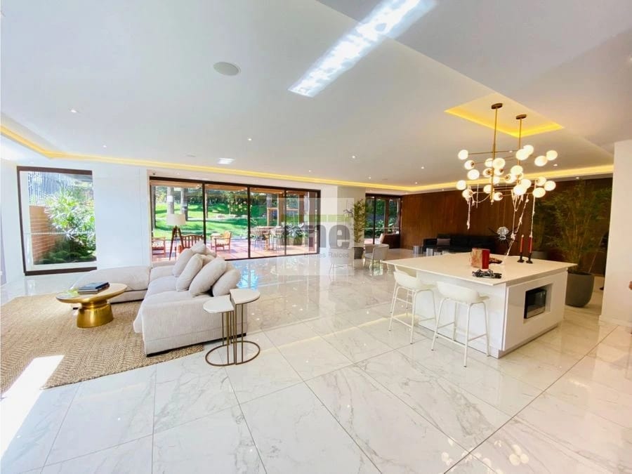Lindo Apartamento de lujo de 3 dormitorios en zona 10 — Apartamento en Alquiler en Zona 10, Guatemala, Ciudad — foto 4 de 13