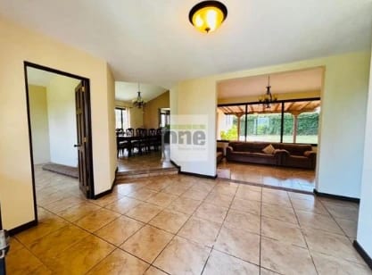 Real del Campo Km 25 a Santa Elena Barillas casa de 4 dormitorios — Casa en Venta en Santa Elena Barillas, Guatemala, Ciudad — foto 2 de 6
