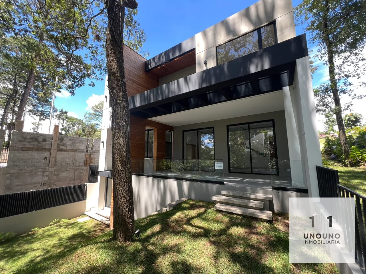 Espectacular casa para estrenar en Legado del Bosque — Casa en Venta en Legado del Bosque, Carretera a El Salvador, Guatemala, Ciudad — foto 1 de 17
