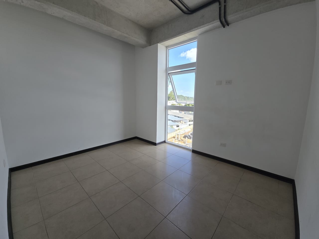 Apartamento en Renta y Venta Edificio Nikao — Apartamento en Alquiler en Zona 4 Mixco, Guatemala, Ciudad — foto 1 de 11