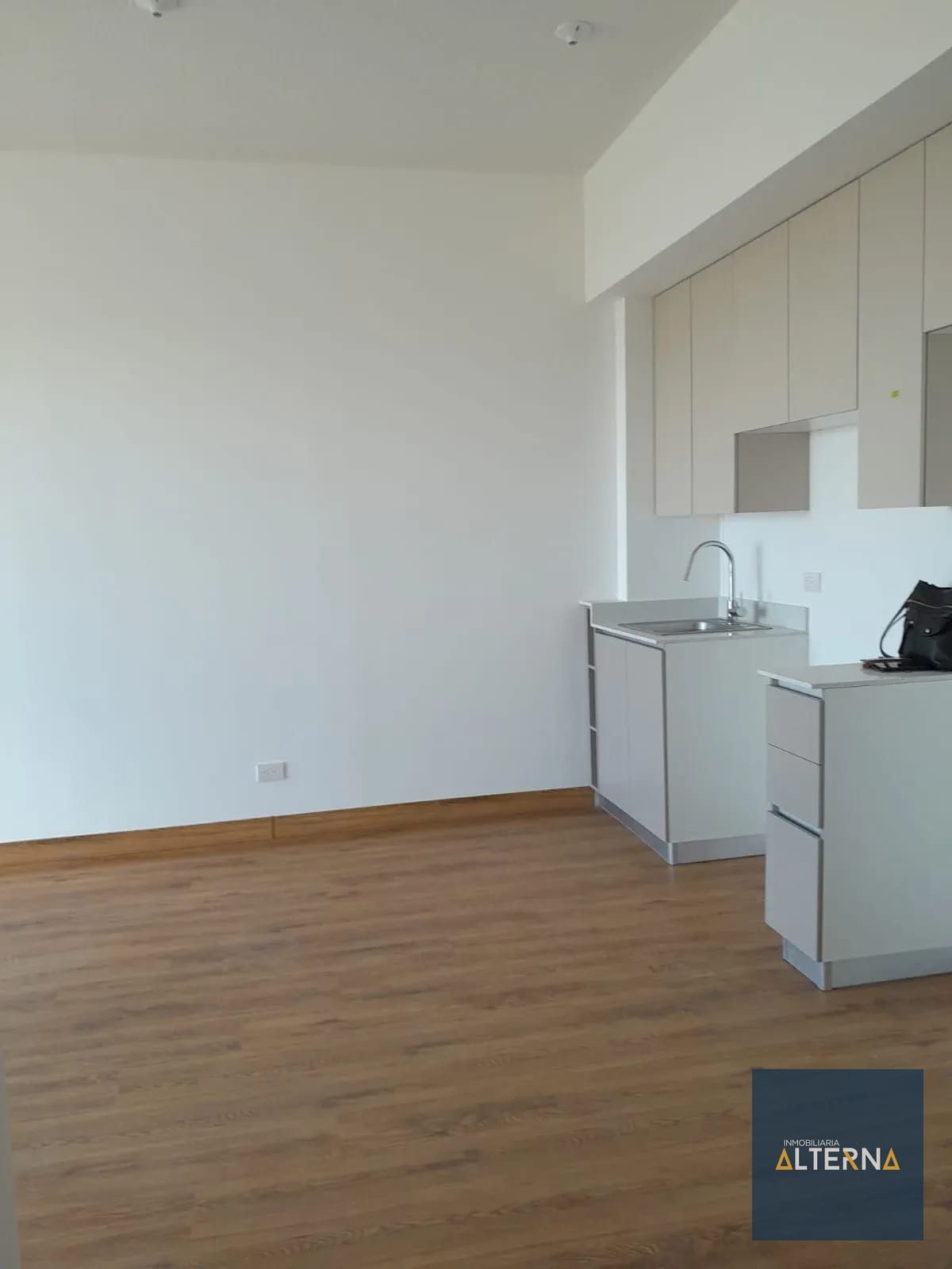 Apartamento en Renta en Zona 2 — Apartamento en Alquiler en Zona 2, Guatemala, Ciudad — foto 16 de 17