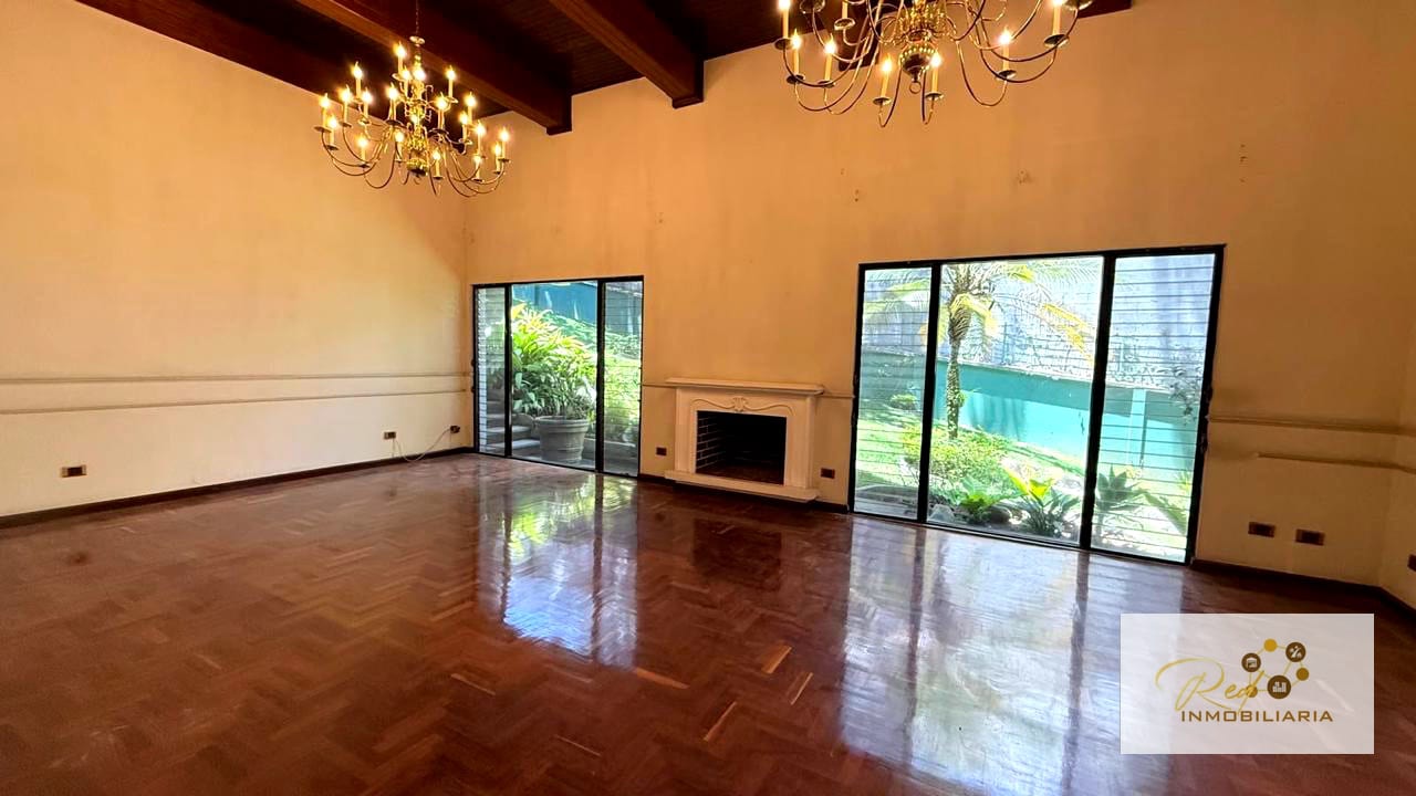 🏡 Exclusiva residencia en venta en Elgin II, Zona 13 — Casa en Venta en Zona 13, Guatemala, Ciudad — foto 9 de 13