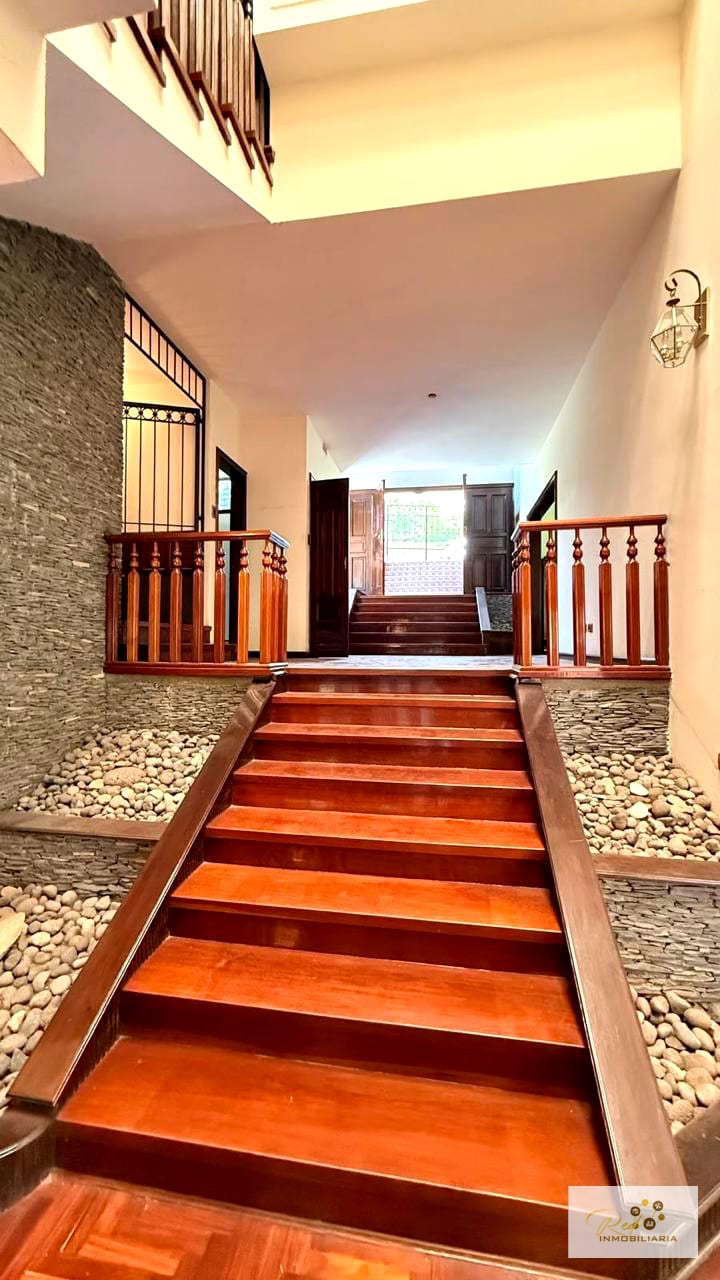 🏡 Exclusiva residencia en venta en Elgin II, Zona 13 — Casa en Venta en Zona 13, Guatemala, Ciudad — foto 11 de 13