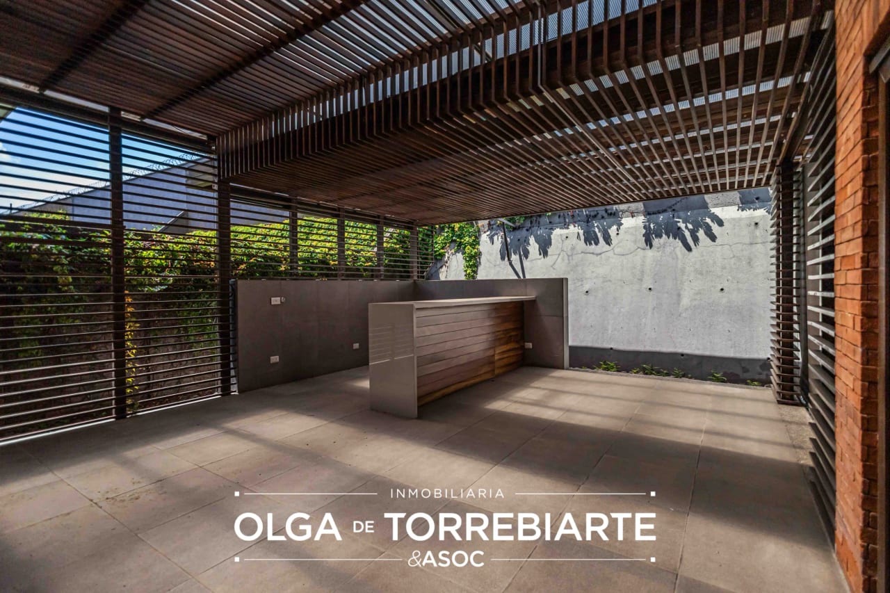 Casa en renta La Joya, Zona 10 — Casa en Alquiler en Zona 10, Guatemala, Ciudad — foto 1 de 13