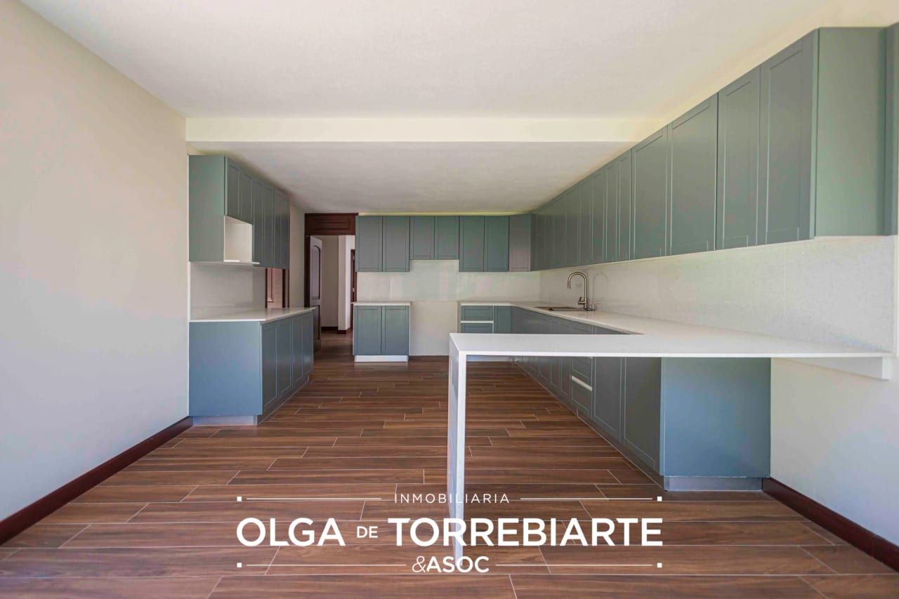 Casa en Condominio Colinas de Castel — Casa en Venta en Colinas de Castel, Carretera a El Salvador, Guatemala, Ciudad — foto 8 de 17