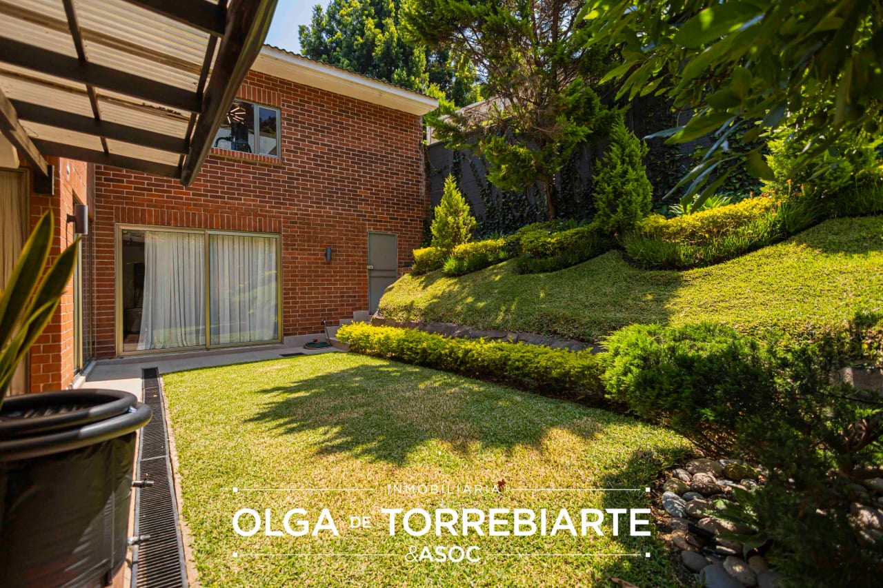 Casa amueblada en Villa Serena, Muxbal — Casa en Venta en Muxbal, Guatemala, Ciudad — foto 9 de 16