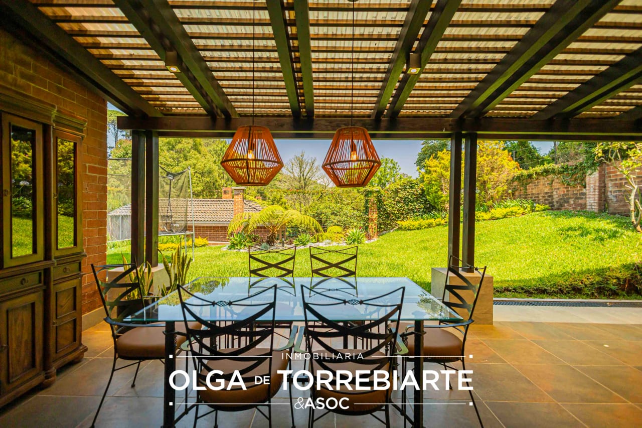 Casa Amueblada en Villa Serena, Muxbal — Casa en Venta en Muxbal, Guatemala, Ciudad — foto 13 de 17