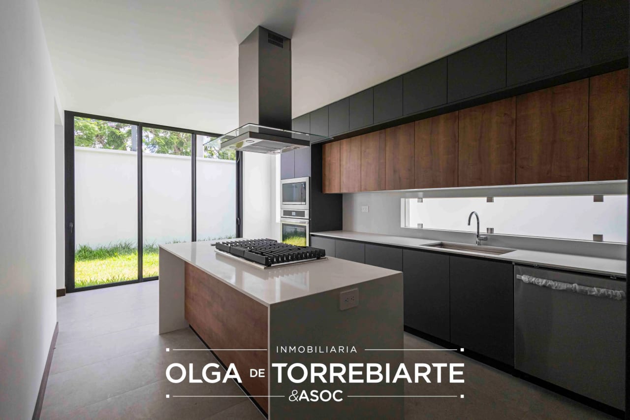 Casa para estrenar Condominio Molié, Zona 10 — Casa en Alquiler en Zona 10, Guatemala, Ciudad — foto 8 de 17
