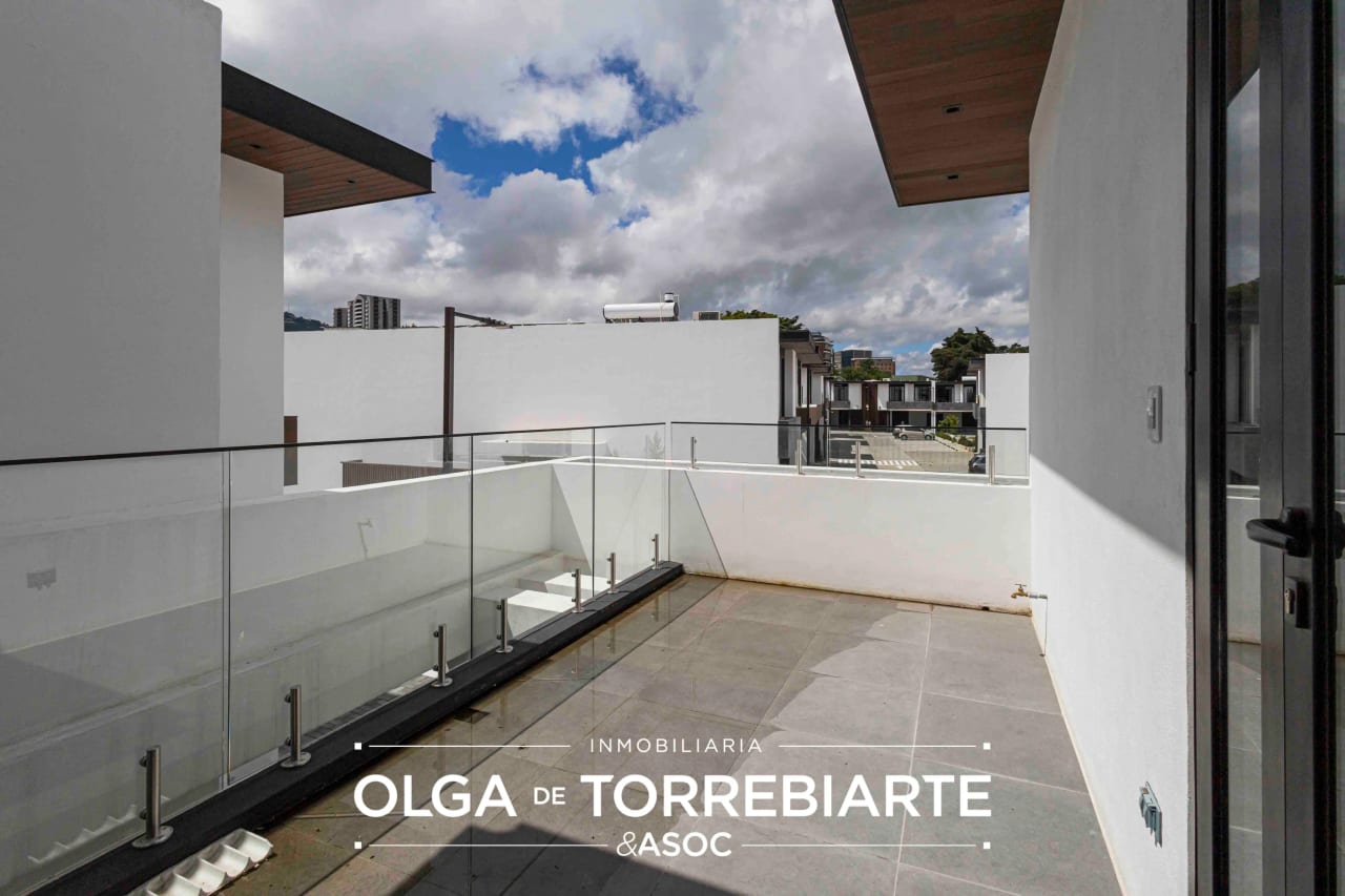 Casa para estrenar Condominio Molié, Zona 10 — Casa en Alquiler en Zona 10, Guatemala, Ciudad — foto 11 de 17