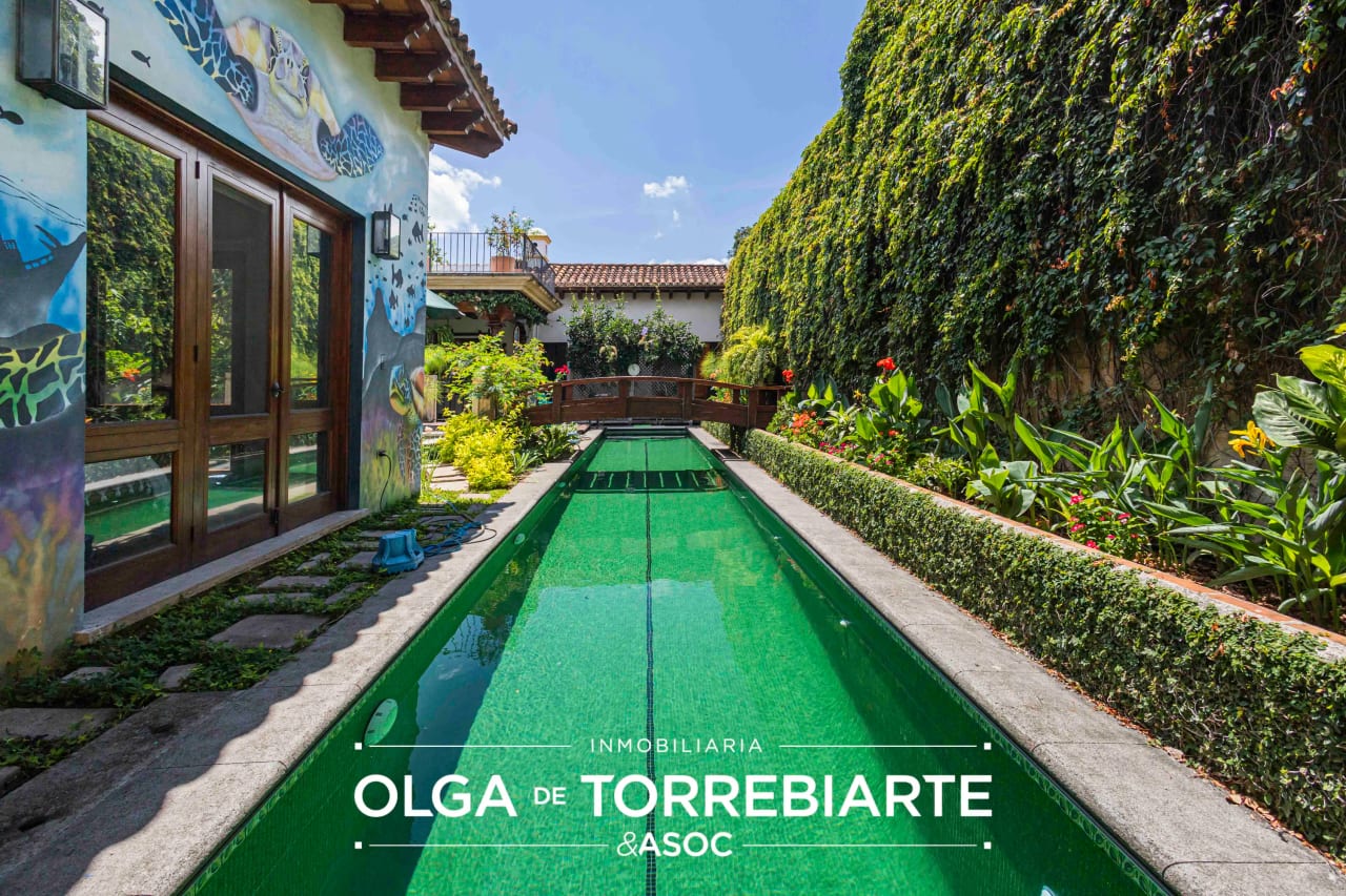 Casa con piscina en Condominio Ermita de Santa Lucía — Casa en Venta en Antigua, Sacatepéquez — foto 6 de 17