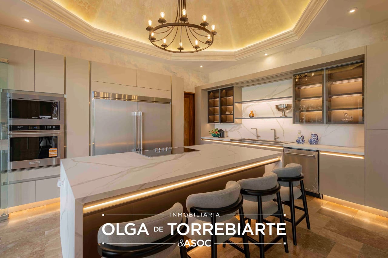 Casa en Paseo Antigua, Antigua Guatemala — Casa en Venta en Antigua, Sacatepéquez — foto 13 de 17