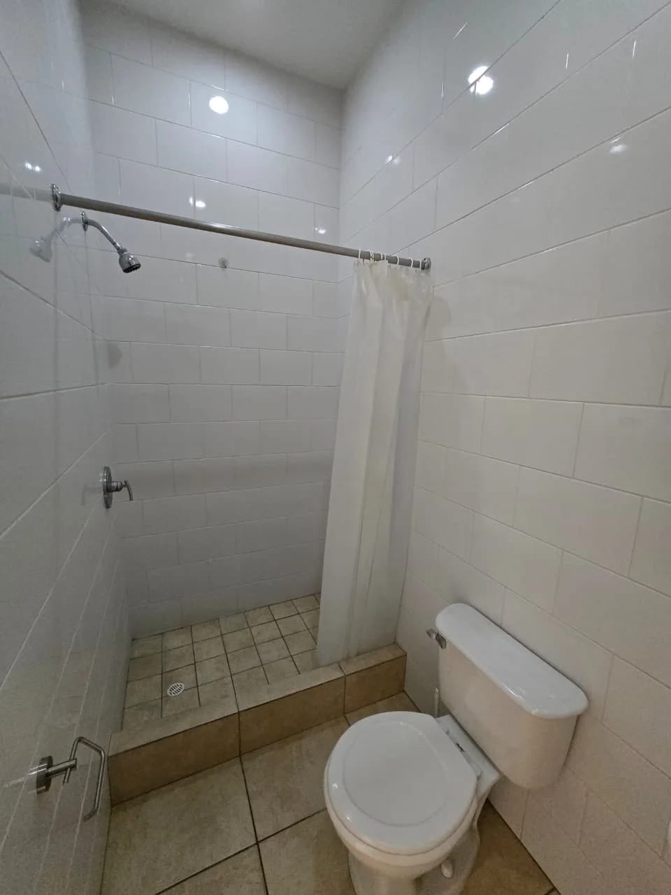Se Alquila Apto. PH Santa María, Zona 10. — Apartamento en Alquiler en Santa María, Zona 10, Guatemala, Ciudad — foto 7 de 17