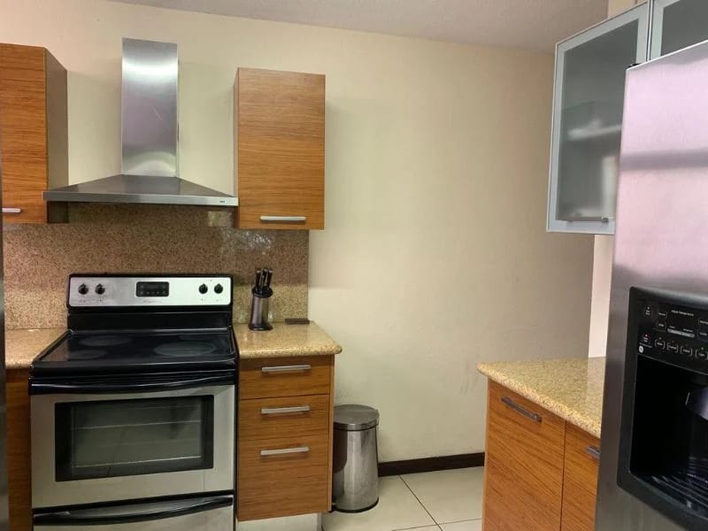 Casa en venta en zona 14 — Casa en Venta en Dalí, Zona 14, Guatemala, Ciudad — foto 5 de 11