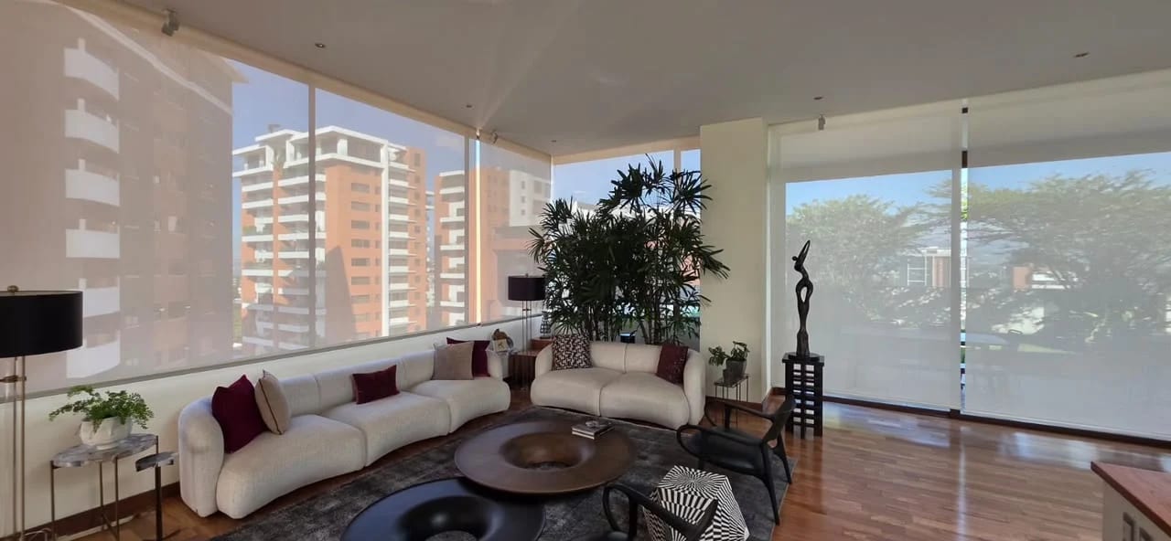 Espectacular PH en zona 14 — Apartamento en Alquiler en Matisse, Zona 14, Guatemala, Ciudad — foto 2 de 17