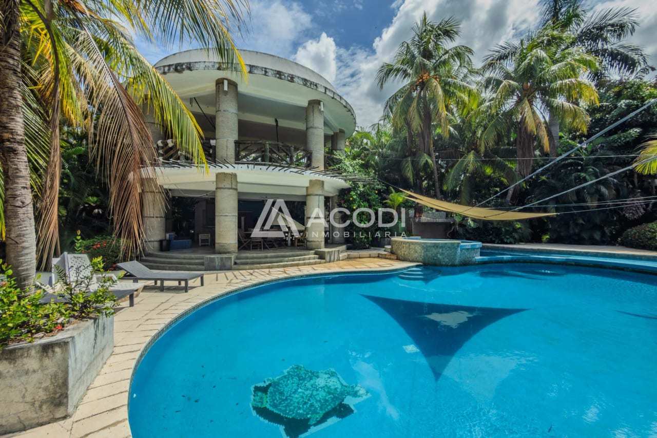 Casa amueblada en Puerto de San José, Escuintla — Casa en Venta en Puerto San José, Escuintla — foto 1 de 12