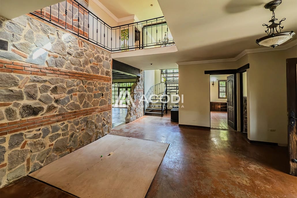 Casa amplia en Antigua Guatemala — Casa en Venta en Antigua, Sacatepéquez — foto 2 de 12