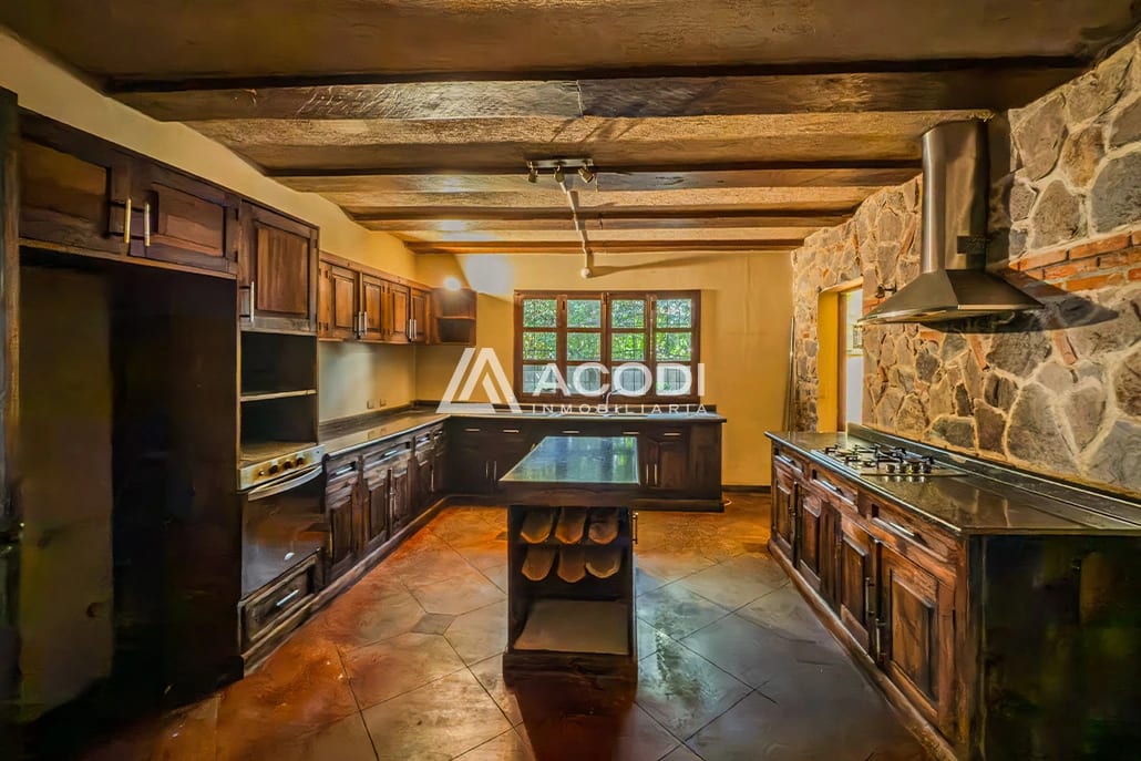 Casa amplia en Antigua Guatemala — Casa en Venta en Antigua, Sacatepéquez — foto 6 de 12