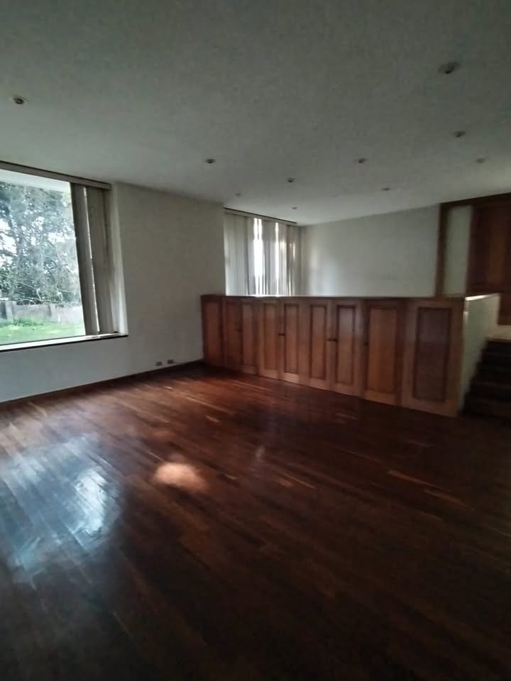 Exclusiva Residencia en Venta Montebello 2 KM8.8 Carretera al Salvador — Casa en Venta en Montebello II, Carretera a El Salvador, Guatemala, Ciudad — foto 5 de 15