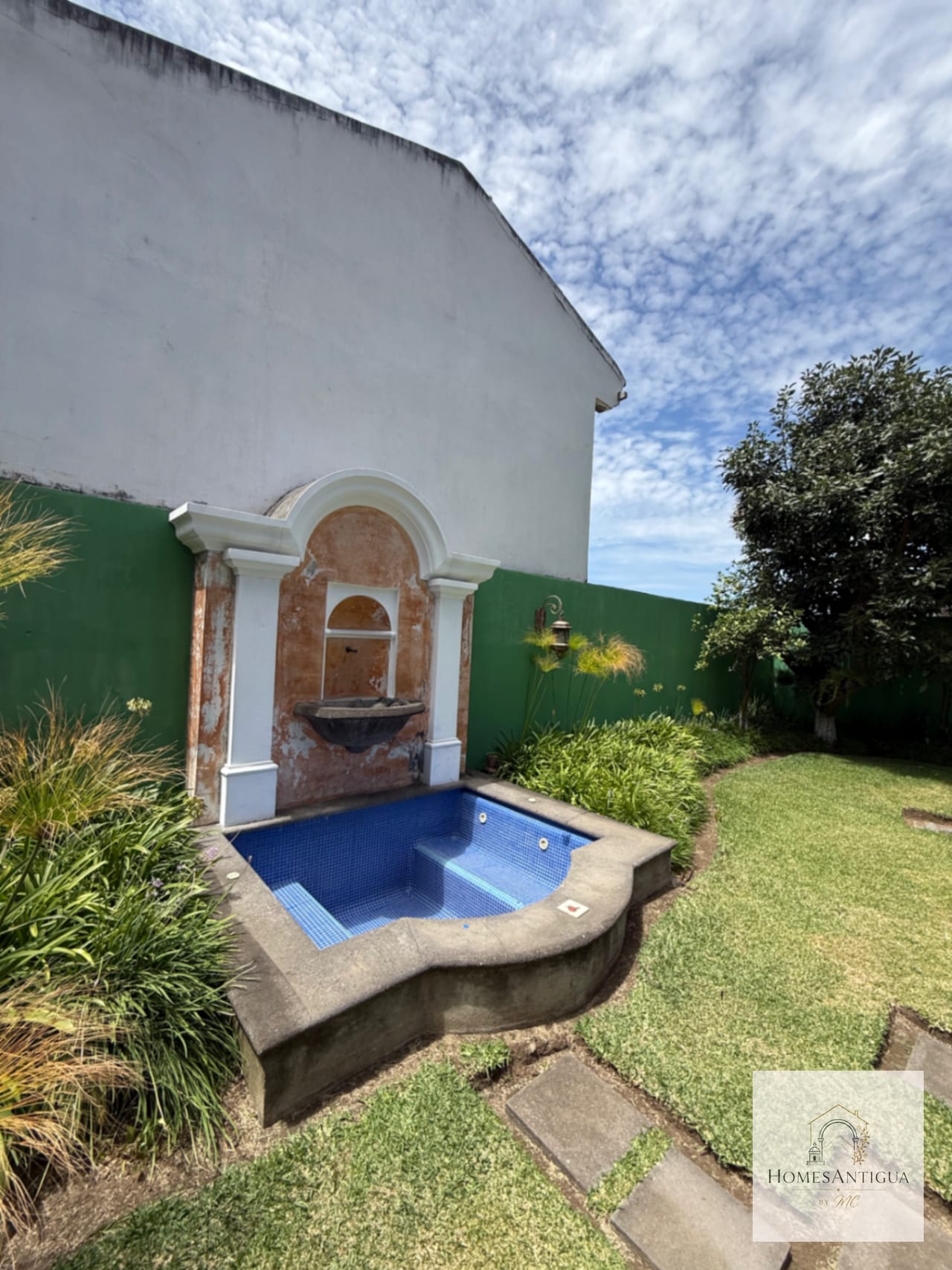 🏡 Casa en Renta – Condominio Jacarandas — Casa en Alquiler en Las Gravileas, Antigua, Sacatepéquez — foto 11 de 17