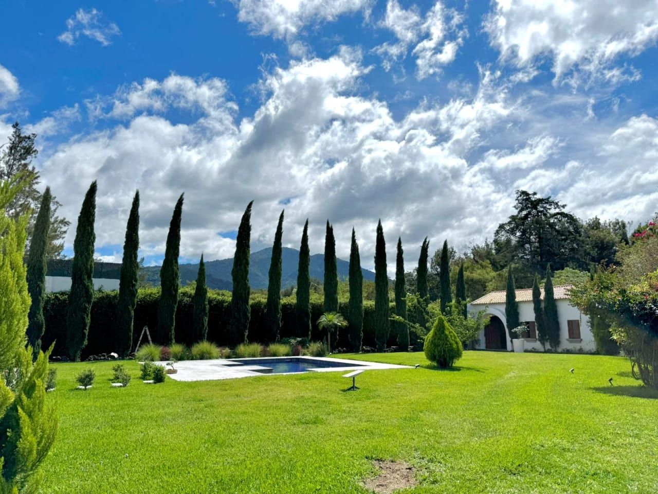 Venta de exclusiva casa en Panorama a 5 minutos de la Antigua — Casa en Venta en Antigua, Sacatepéquez — foto 17 de 17