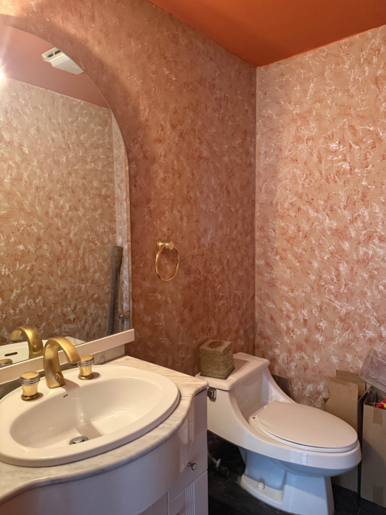 Lujosa Mansión en Montebello II Km 9.8 — Casa en Venta en Santa Catarina Pinula, Guatemala, Ciudad — foto 8 de 15