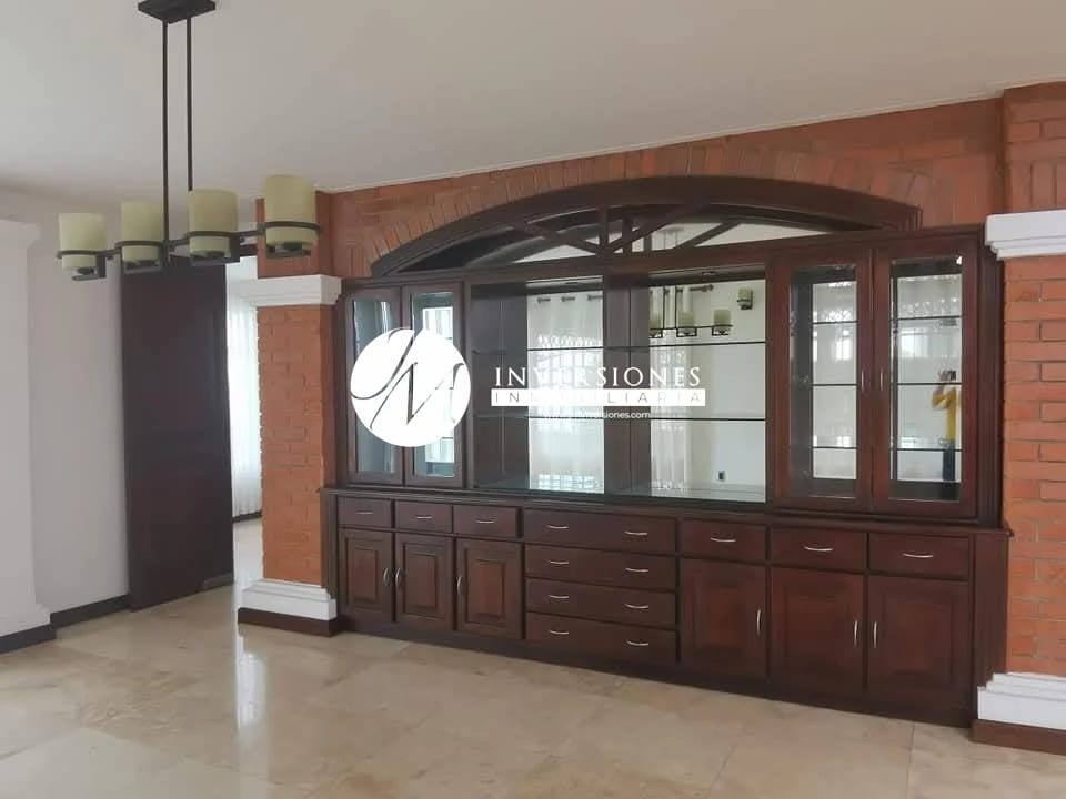 Casa en renta de 5 Dormitorios en zona 16 — Casa en Alquiler en Zona 16, Guatemala, Ciudad — foto 3 de 13