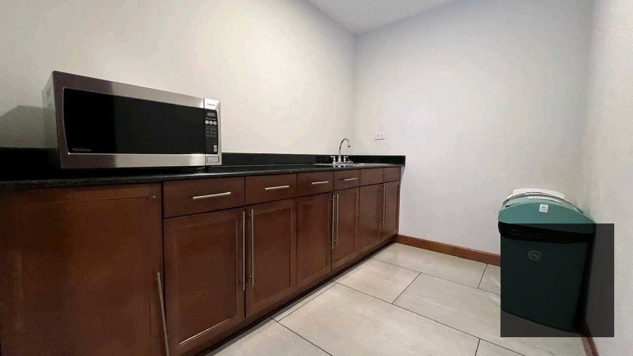 📍 AMPLIO APARTAMENTO EN VENTA en Edificio zona 14 — Apartamento en Venta en Almeira, Zona 14, Guatemala, Ciudad — foto 2 de 8