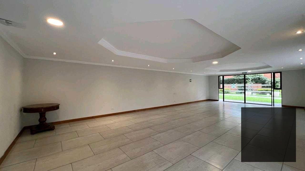📍 AMPLIO APARTAMENTO EN VENTA en Edificio zona 14 — Apartamento en Venta en Almeira, Zona 14, Guatemala, Ciudad — foto 3 de 8