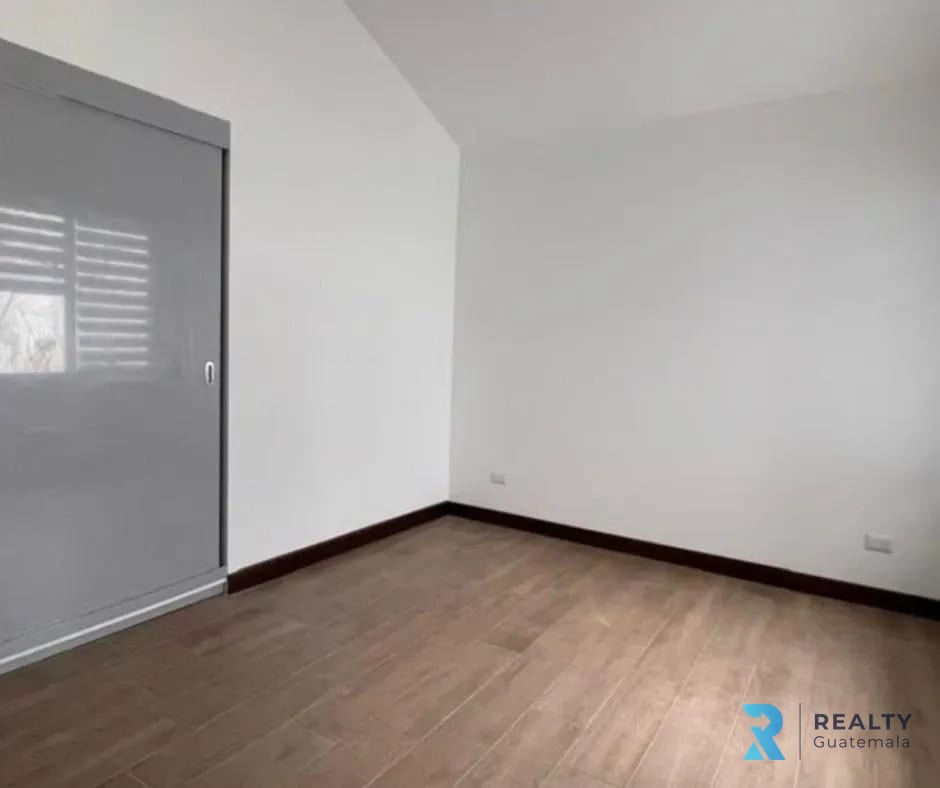 RENTO Casa Condominio La Reserva II, Lomas de San Isidro, Zona 16 — Casa en Alquiler en Lomas de San Isidro, Zona 16, Guatemala, Ciudad — foto 8 de 14