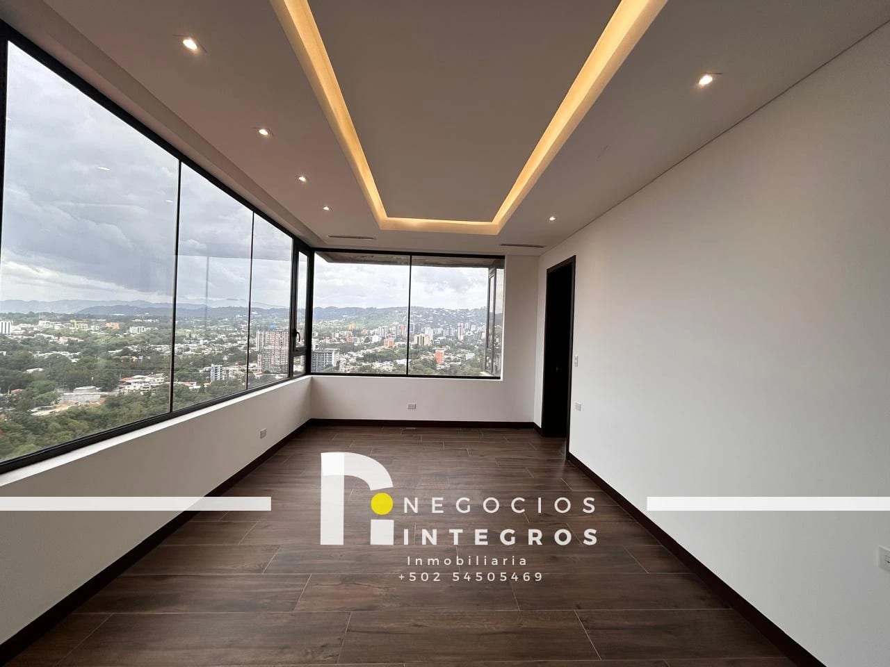 Vendo Espectacular Penthouse en Z.10 Oakland — Apartamento en Venta en Milenia, Zona 10, Guatemala, Ciudad — foto 14 de 17