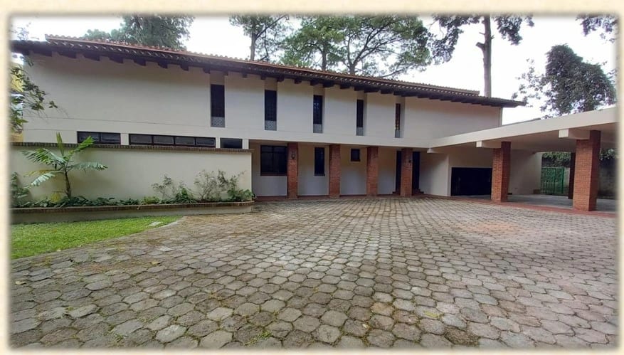 Alquilo Casa Zona 14 Amplia en Ubicación Inmejorable — Casa en Alquiler en Zona 14, Guatemala, Ciudad — foto 10 de 15