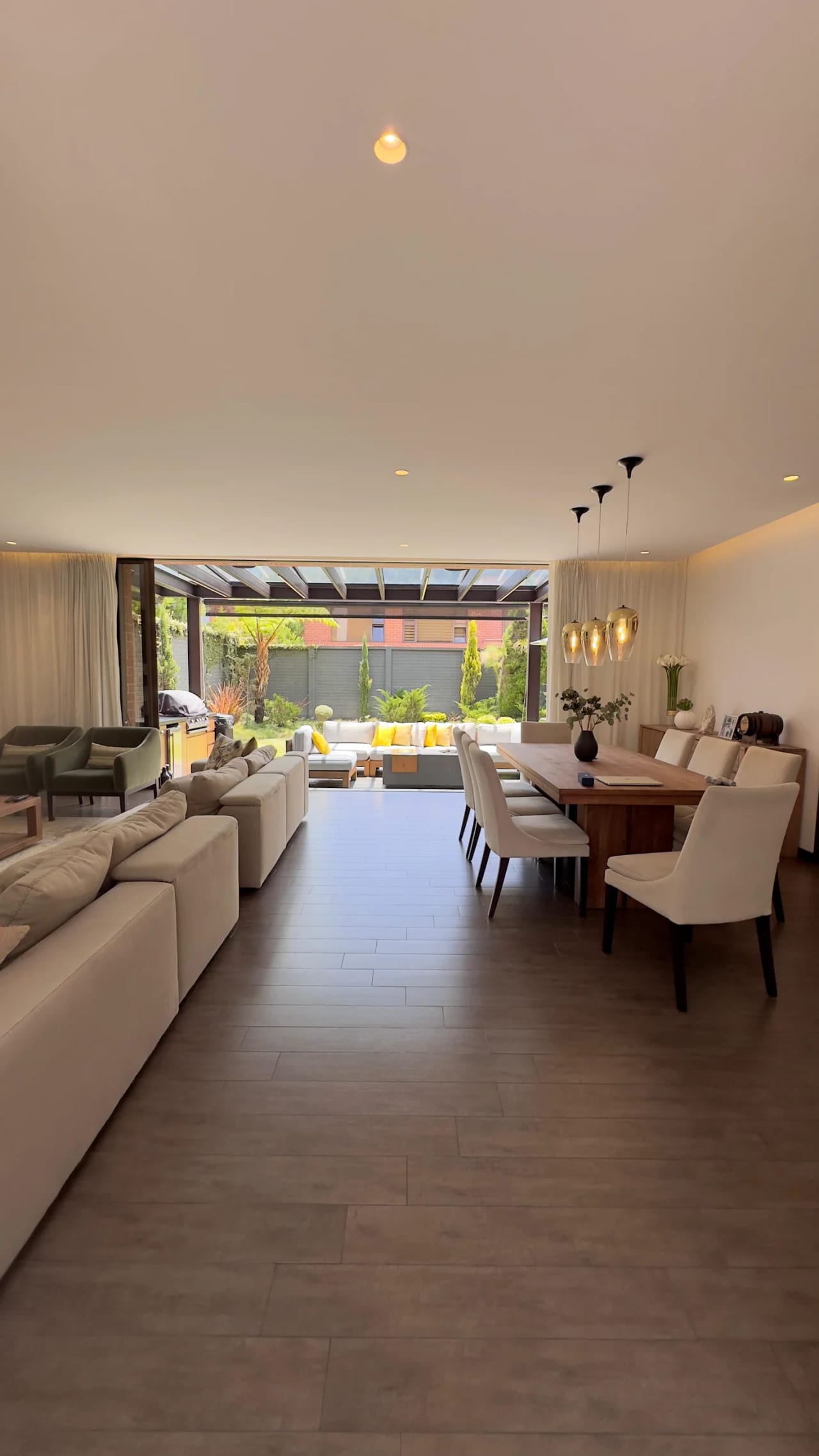 Vendo espectacular casa en Residenciales Concepción kms.15.5 CAES — Casa en Venta en Carretera a El Salvador, Guatemala, Ciudad — foto 4 de 13