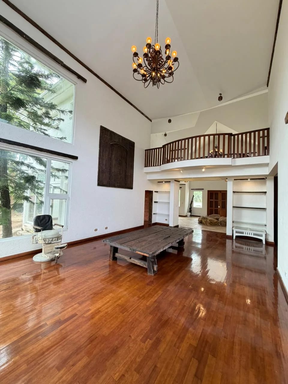 Vendo espectacular mansión en Casa & Campo kms. 23.5 CAES — Casa en Venta en km 21-25, Carretera a El Salvador, Guatemala, Ciudad — foto 6 de 15