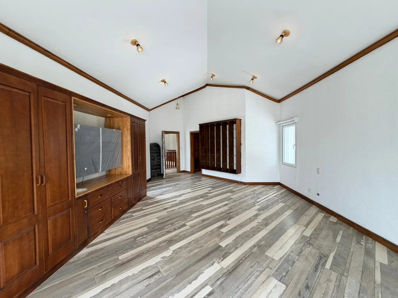 Vendo espectacular mansión en Casa & Campo kms. 23.5 CAES — Casa en Venta en km 21-25, Carretera a El Salvador, Guatemala, Ciudad — foto 10 de 15