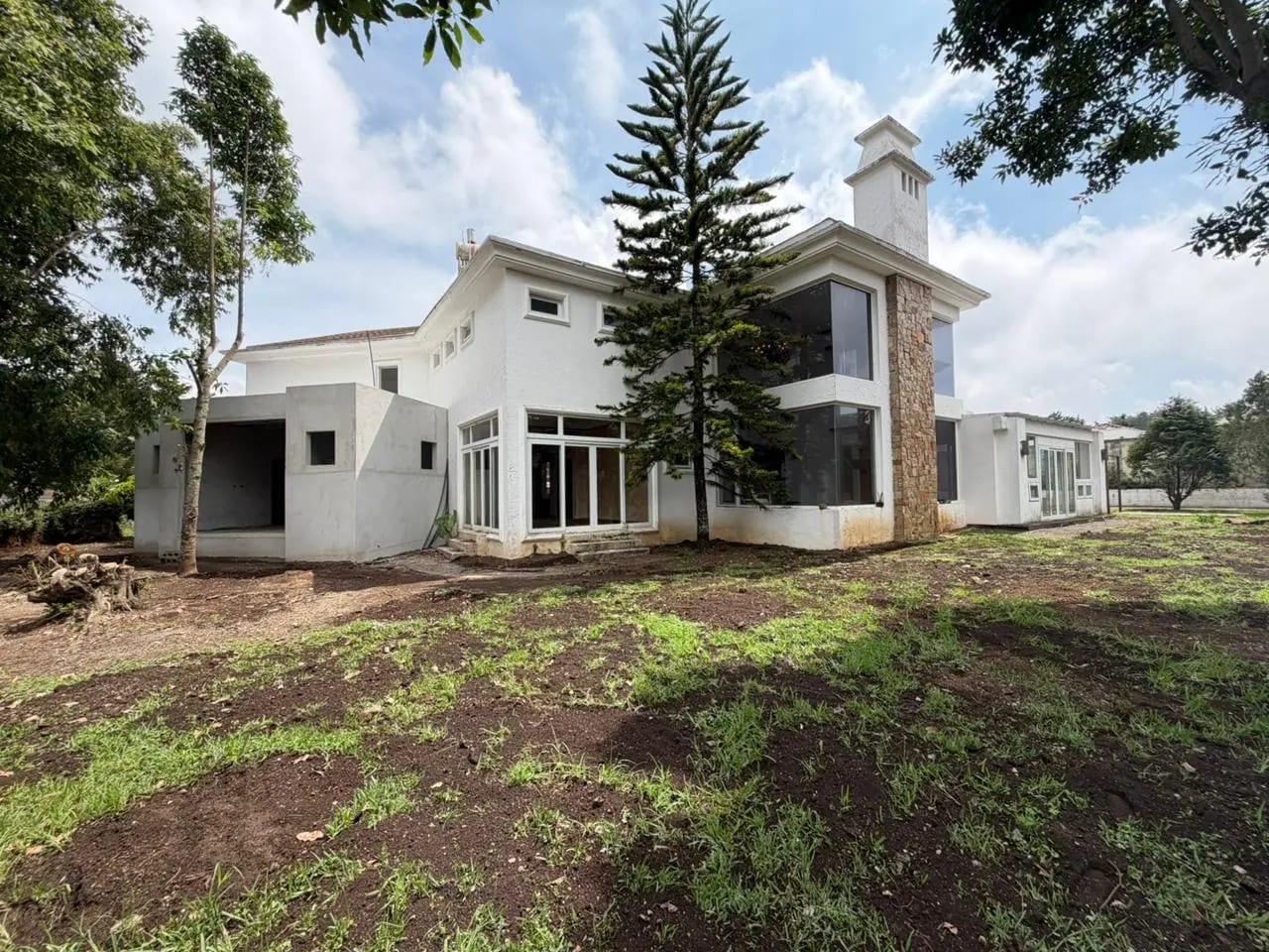 Vendo espectacular mansión en Casa & Campo kms. 23.5 CAES — Casa en Venta en km 21-25, Carretera a El Salvador, Guatemala, Ciudad — foto 9 de 15